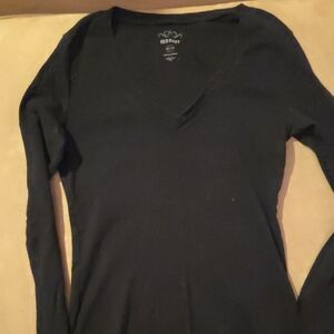 Old Navy Women's Classic Black Long Sleeve V-Neck Tee